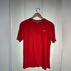 Nike | regular fit tee shirt | size Small | red t-shirt | 100% cotton